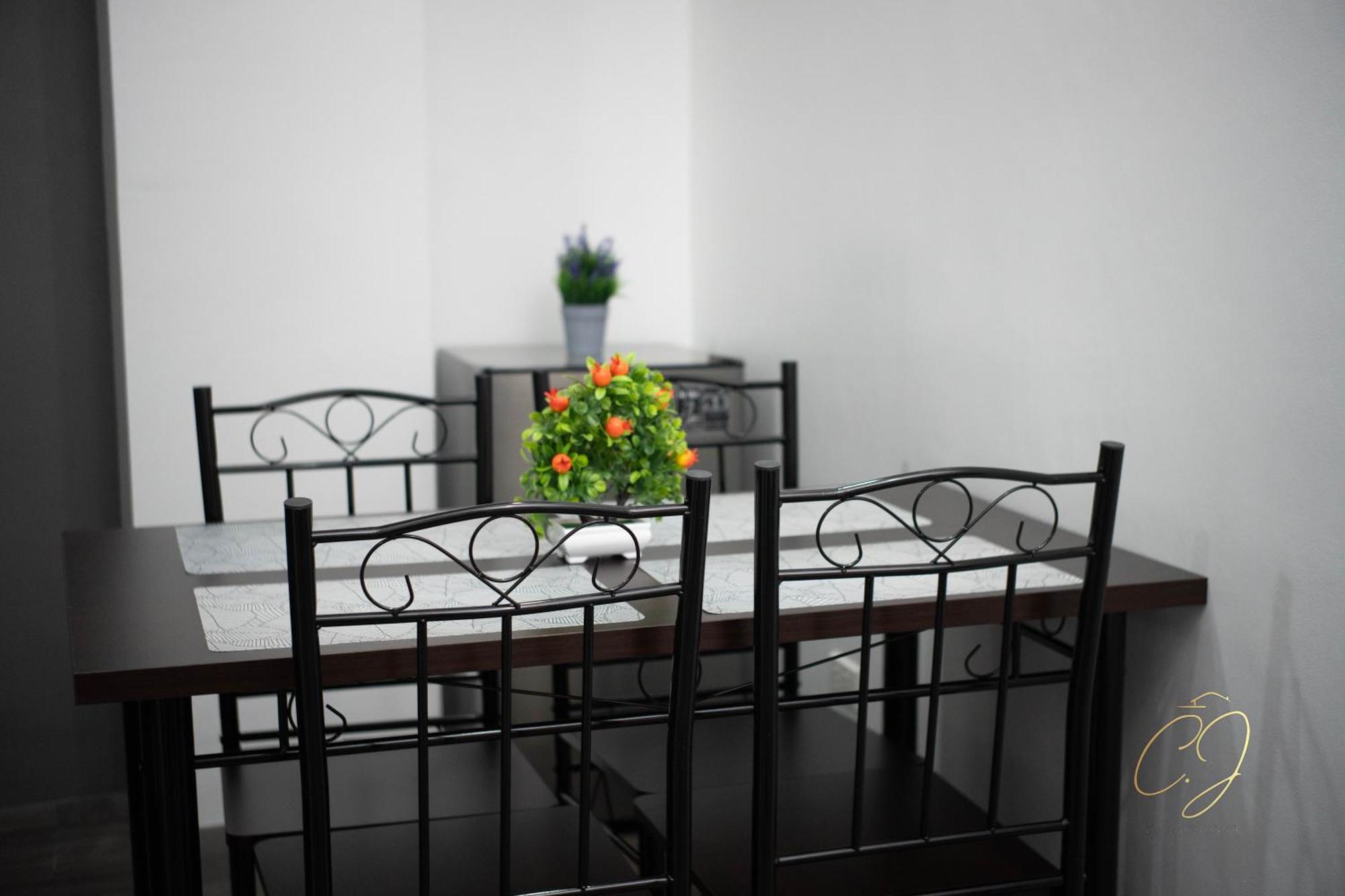Cj Apartments Olongapo Kültér fotó
